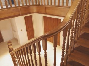 Oak staircase from Orlestone Oak, www.orlestoneoak.co.uk