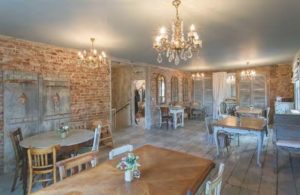 Photo &copy; John Starns Photography